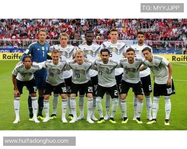 全球三高足球球星排名前十：身高体重速度全面解析